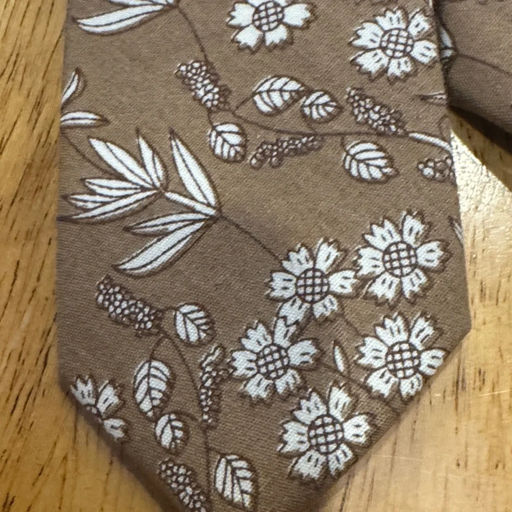 Floral Patterned Tan Ties